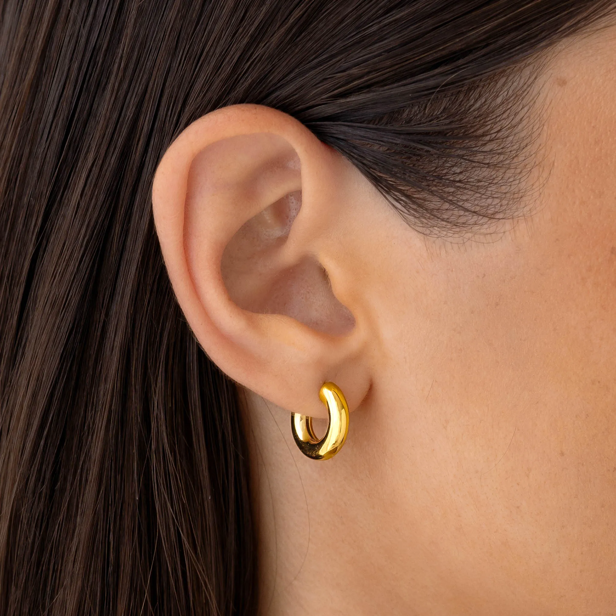 Chunky Huggie Hoop Earrings - Tove