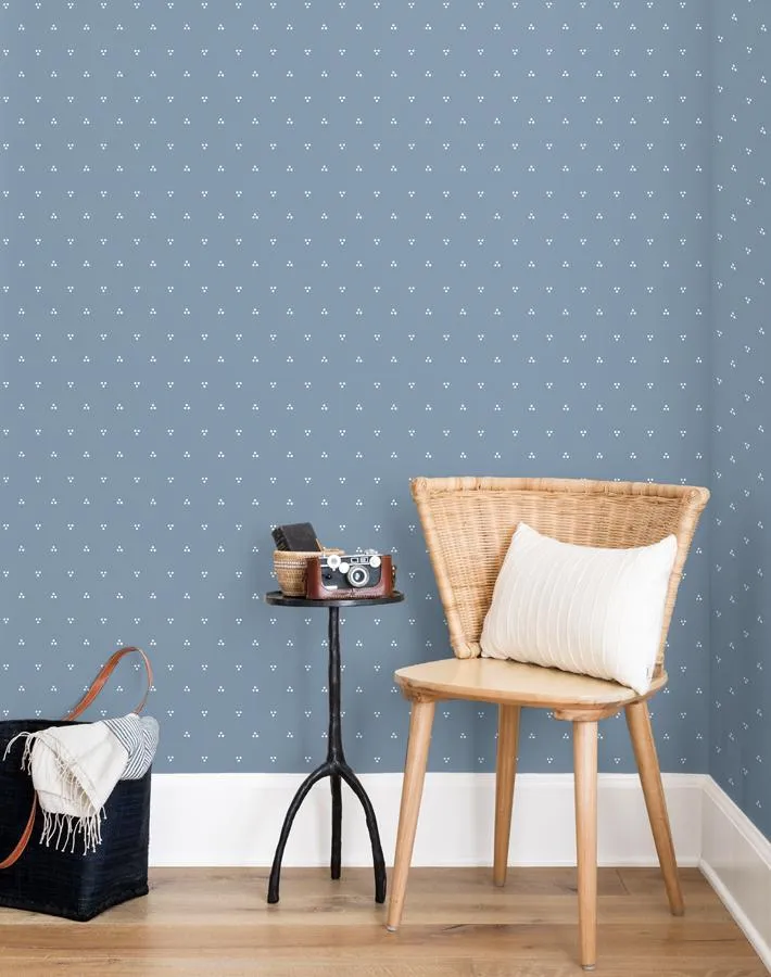 Dainty Dot Wallpaper
