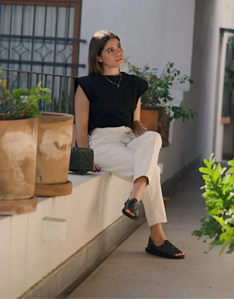 Itzel Natural Black