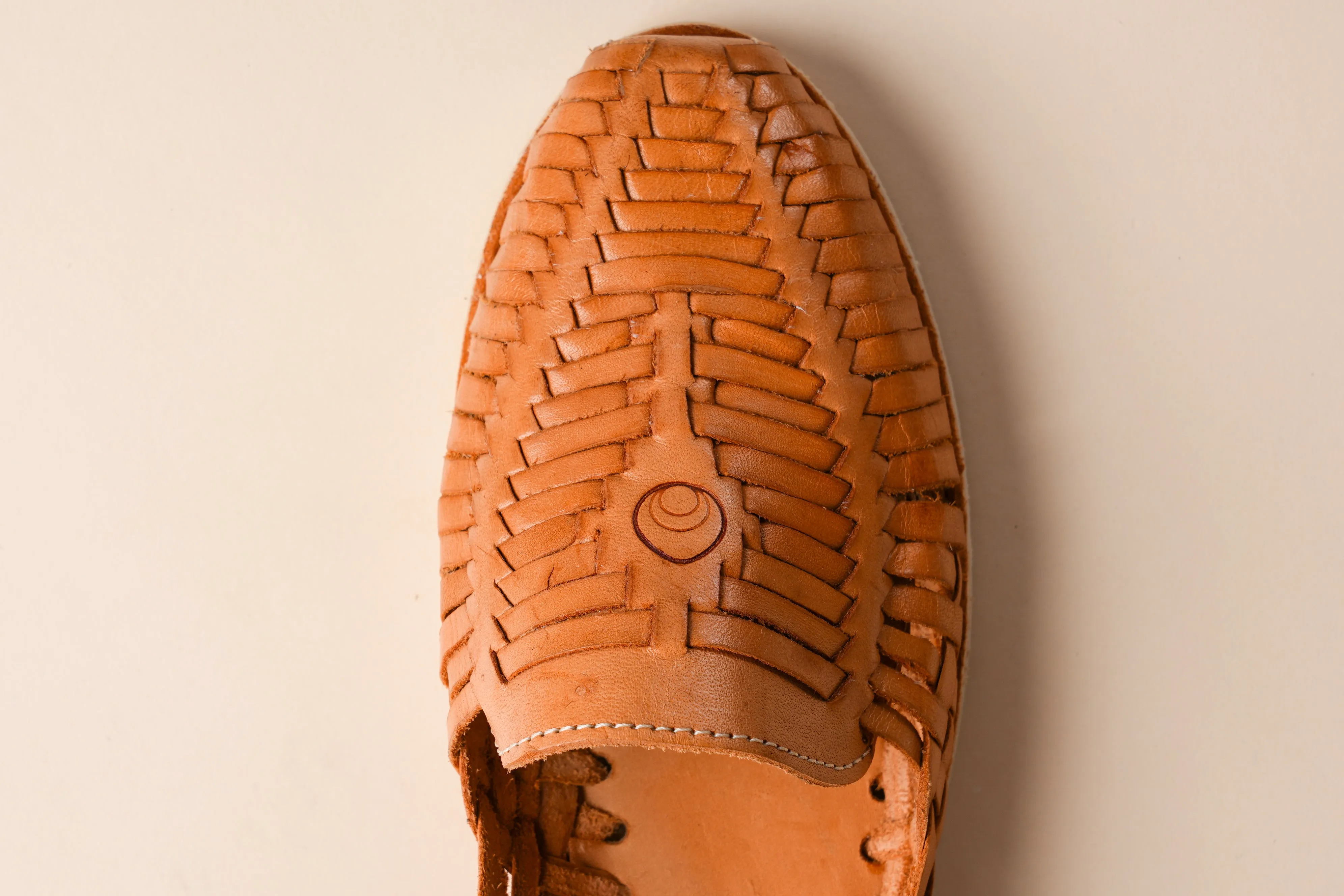 Men's Huaraches in Nutmeg