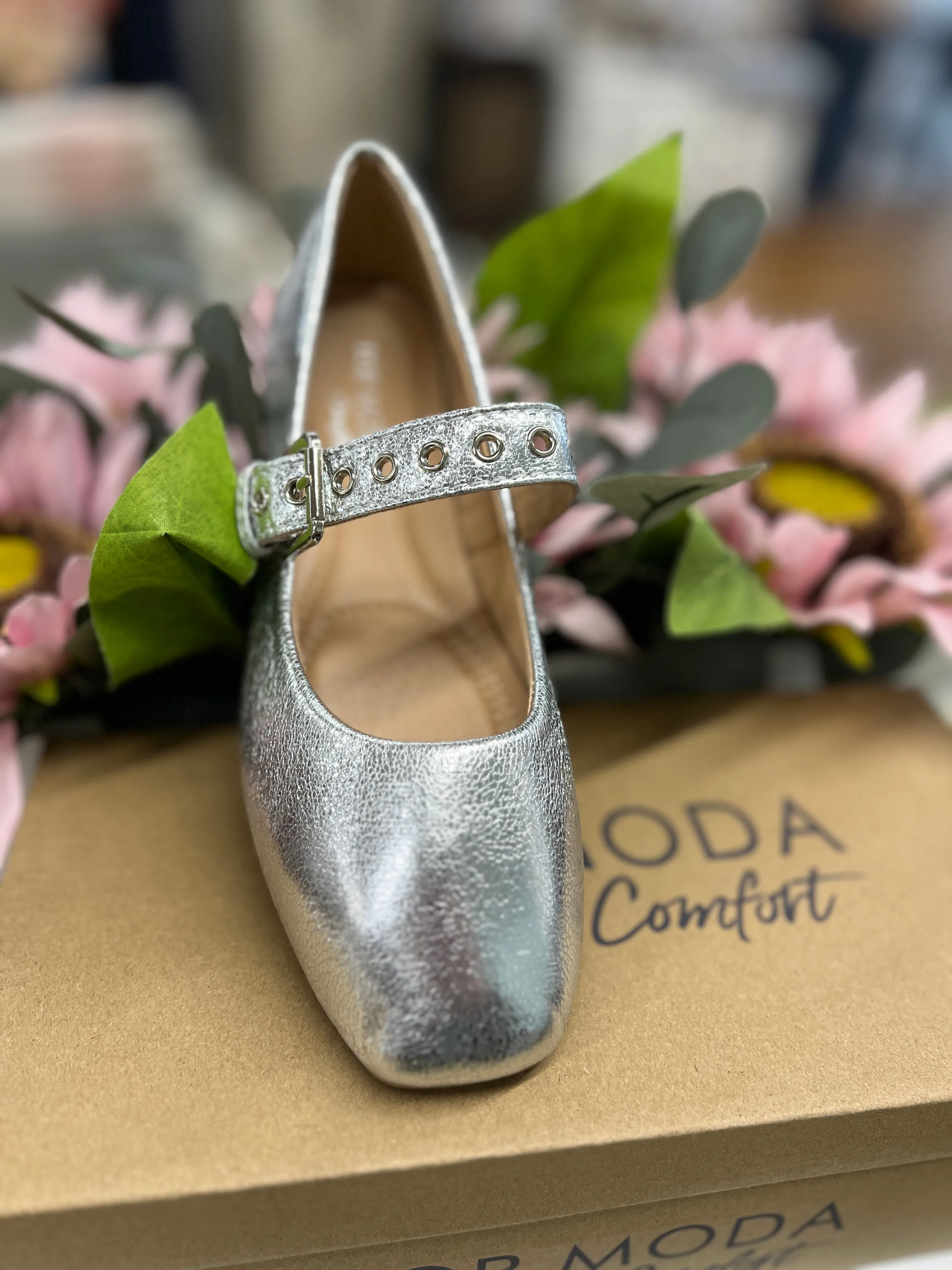 Metallic Silver Ballet Flats