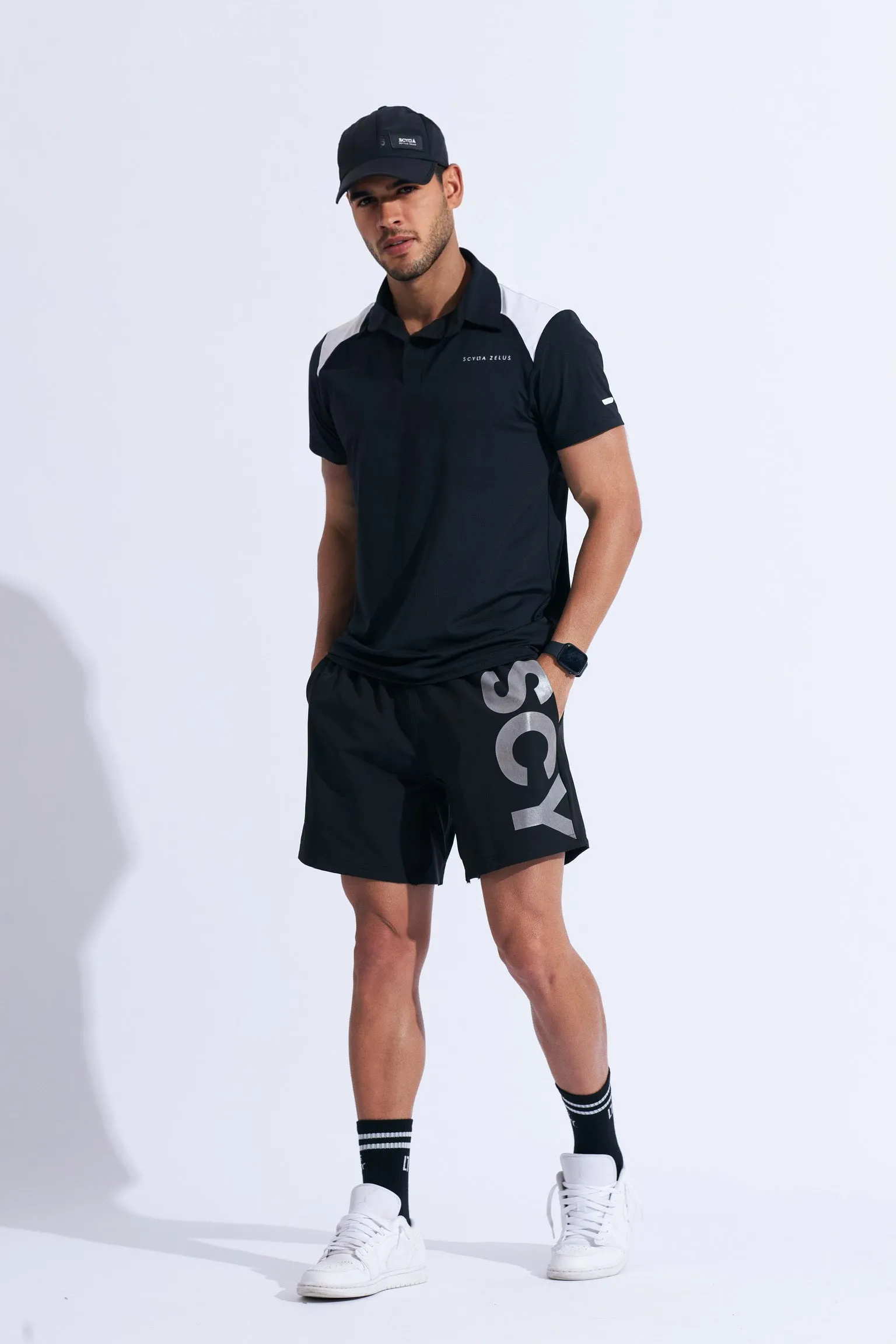 Running Rebels short