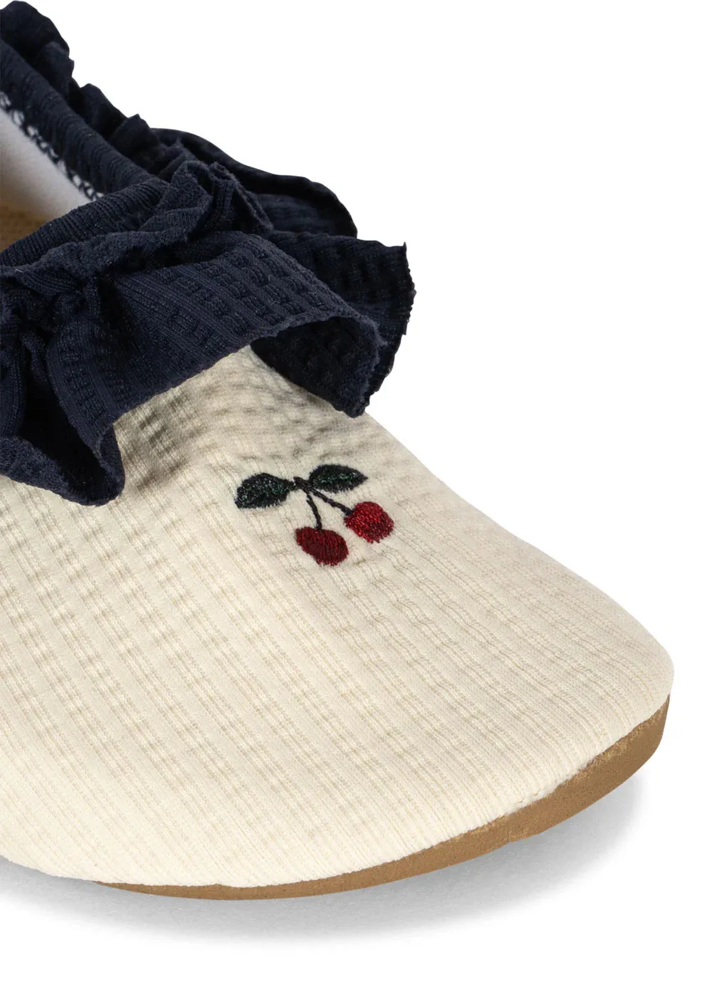 Sailor Frill Swin Shoes in Seedpearl
