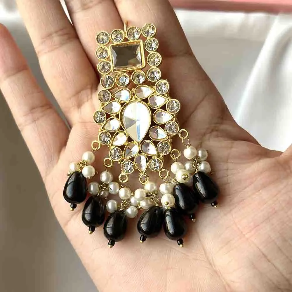 Taabya Earrings (Black)
