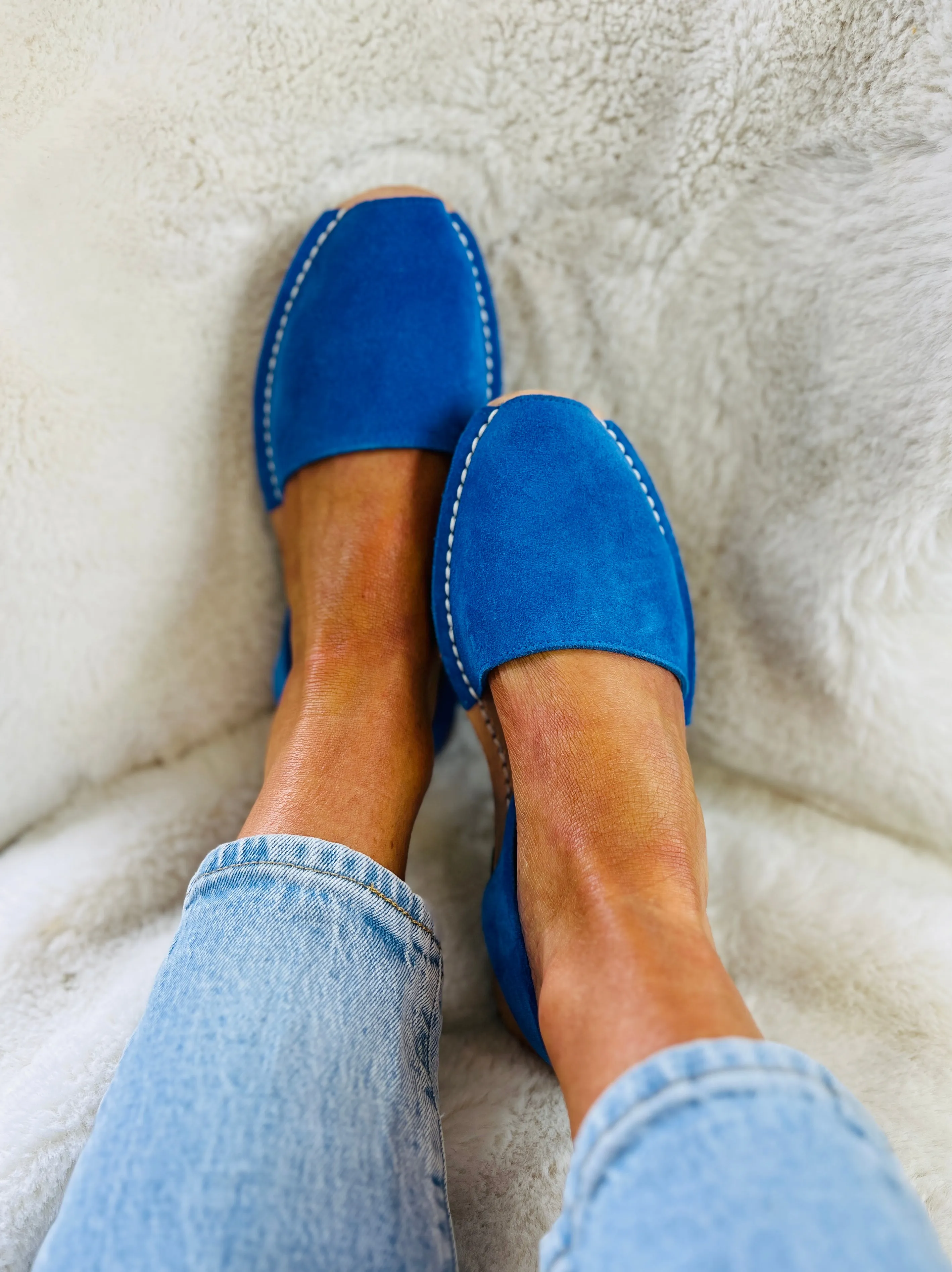 True Blue Suede Avarcas